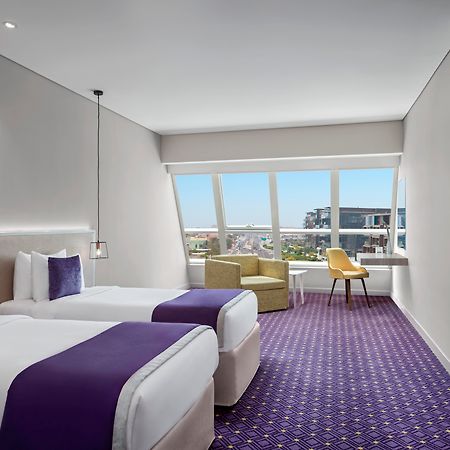 Leva Hotel Mazaya Centre Dubai Buitenkant foto