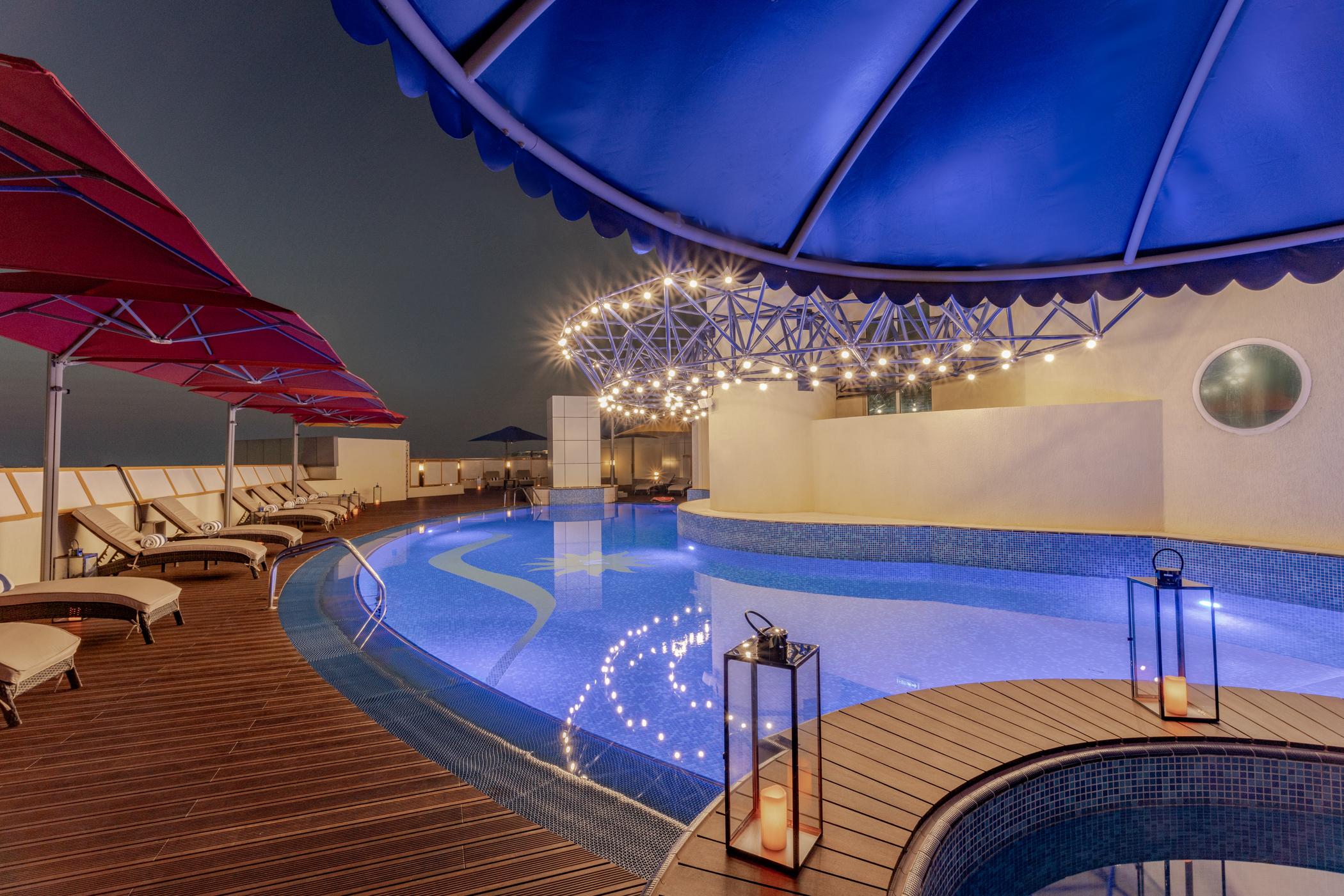 Leva Hotel Mazaya Centre Dubai Buitenkant foto
